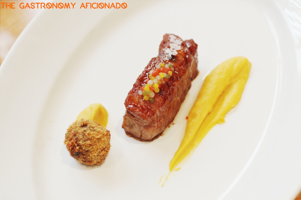 C's Steak & Seafood Restaurant - Experience Argentina 4